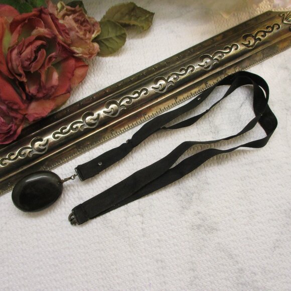 ANTIQUE Gutta Percha Locket Necklace with Photo ~ VICTORIAN Sailor Photo Locket - Picture 15 of 15